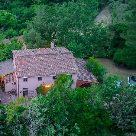 Вилла La Casa Nel Bosco Лари Экстерьер фото