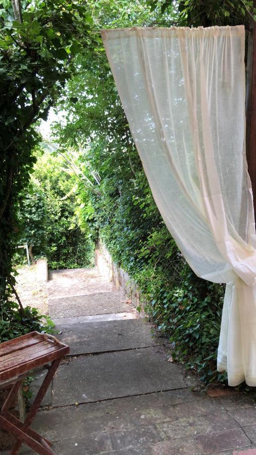 Вилла La Casa Nel Bosco Лари Экстерьер фото